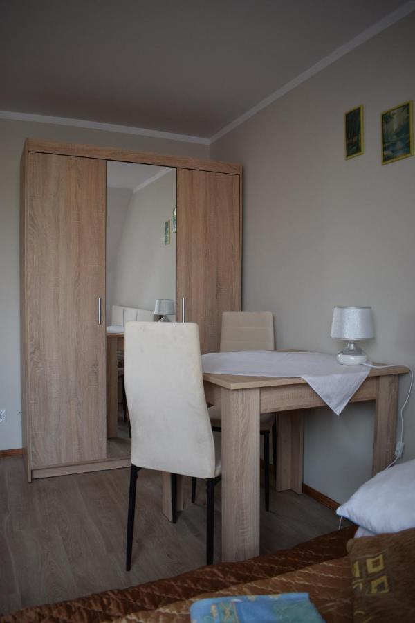 Ferienwohnung Pokoje U Emilii Kąty Rybackie Exterior foto