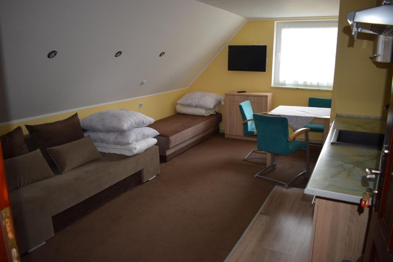 Ferienwohnung Pokoje U Emilii Kąty Rybackie Exterior foto