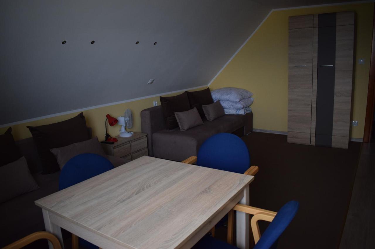 Ferienwohnung Pokoje U Emilii Kąty Rybackie Exterior foto